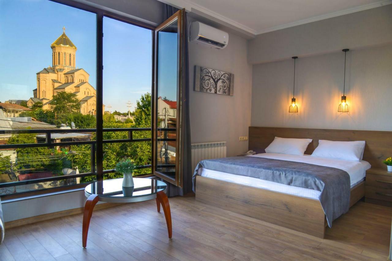 Hotel Livin Τυφλίδα Εξωτερικό φωτογραφία